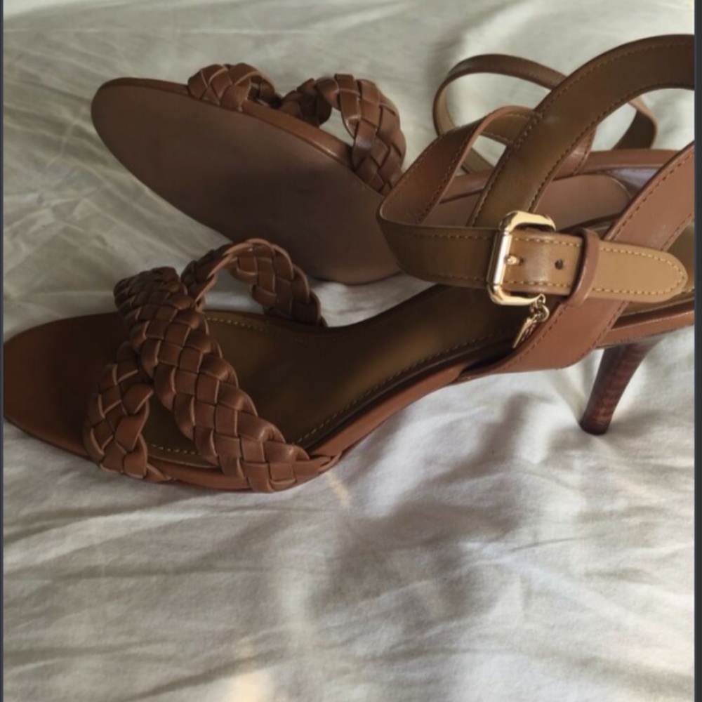Coach Tan Leather Sandals - New - Size 38.5 - Picture 2 of 3